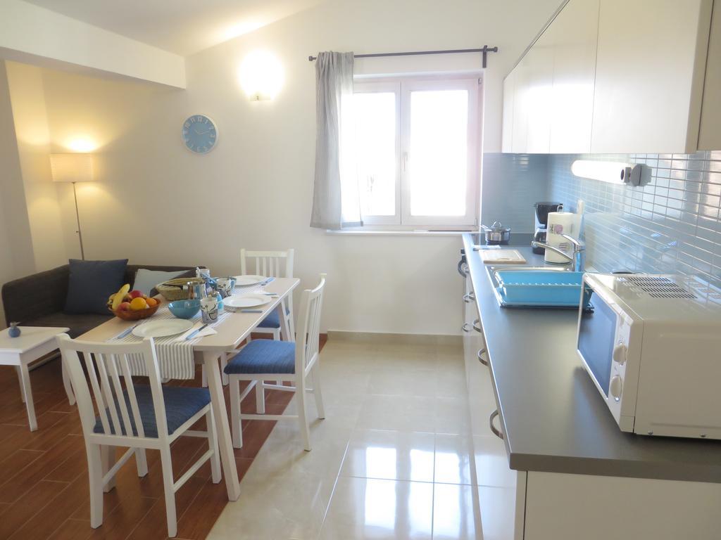 Filipovic Apartments With Pool Biograd Na Moru Eksteriør billede