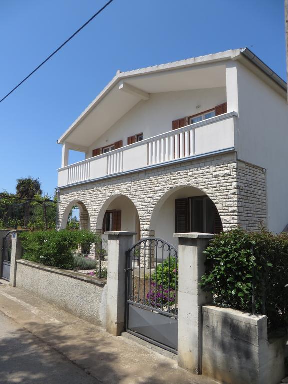 Filipovic Apartments With Pool Biograd Na Moru Eksteriør billede