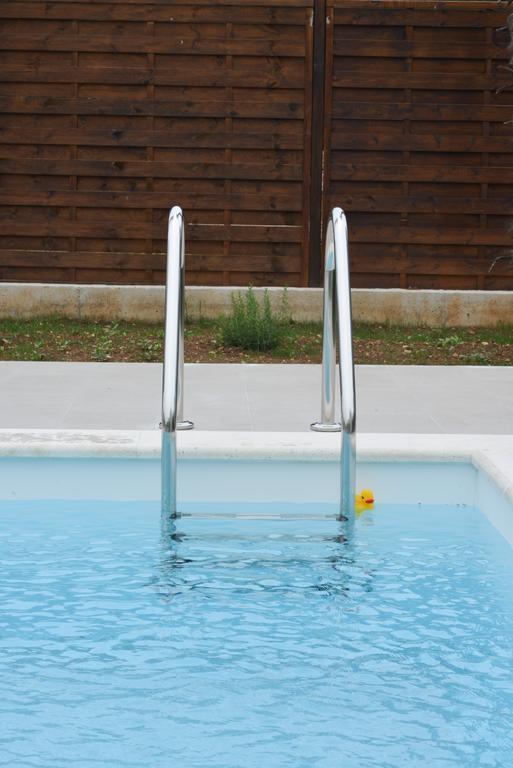 Filipovic Apartments With Pool Biograd Na Moru Eksteriør billede